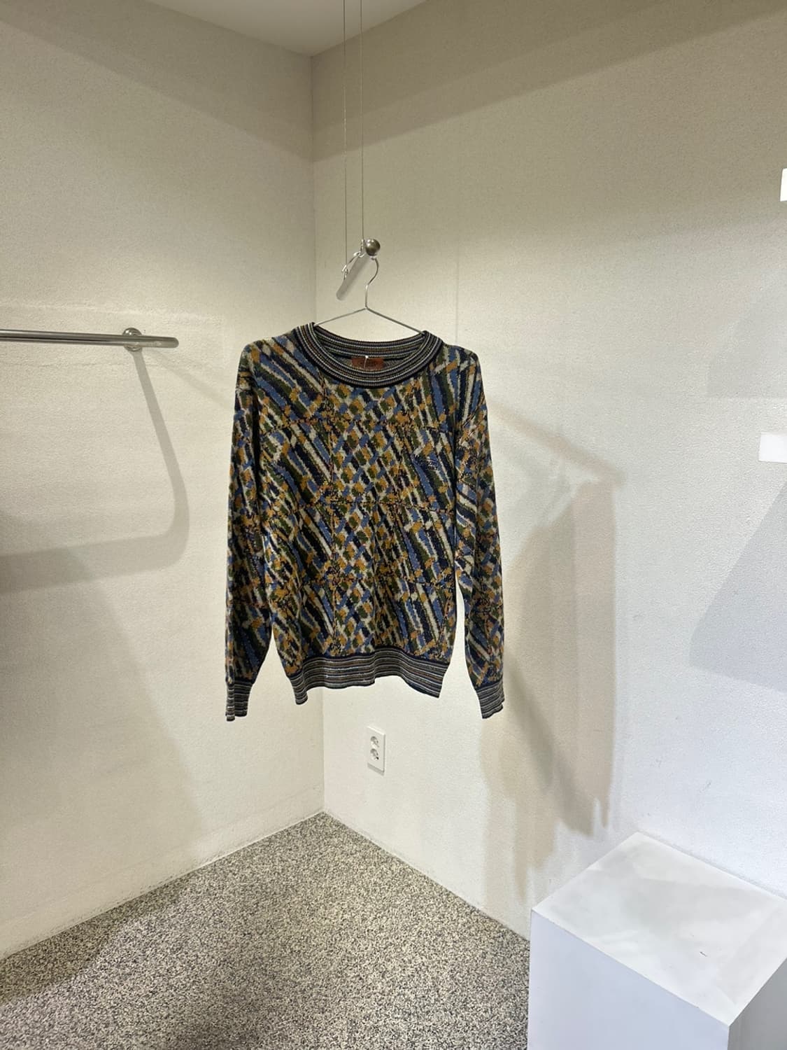 미쏘니 멀티 패턴 니트 상품이미지1