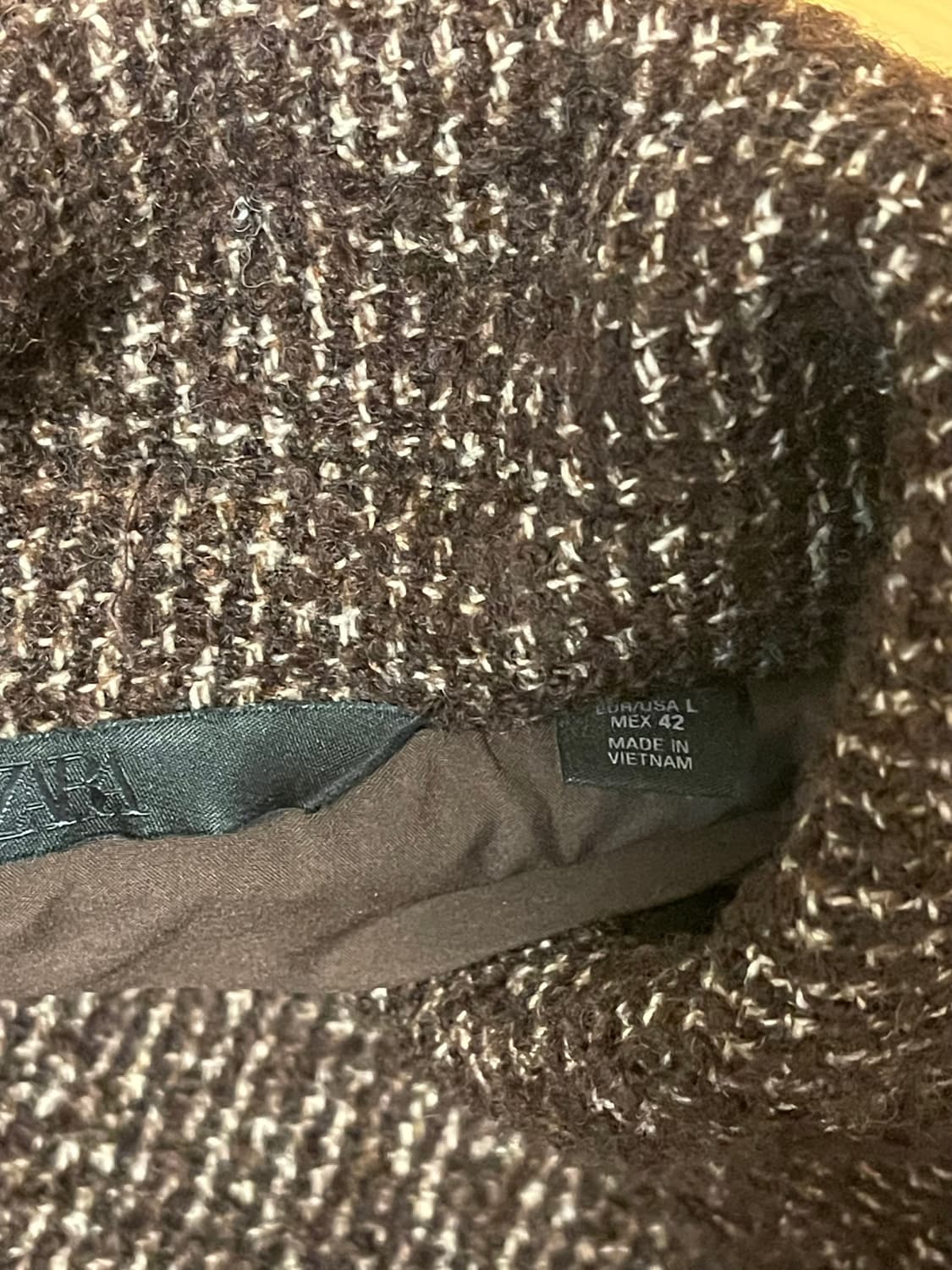 자라 브라운 하운드투스 점퍼 상품이미지5