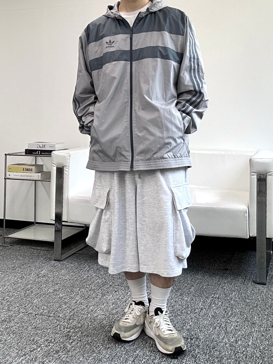 아디다스 00s 올드스쿨 파이어버드 바람막이 L  상품이미지4