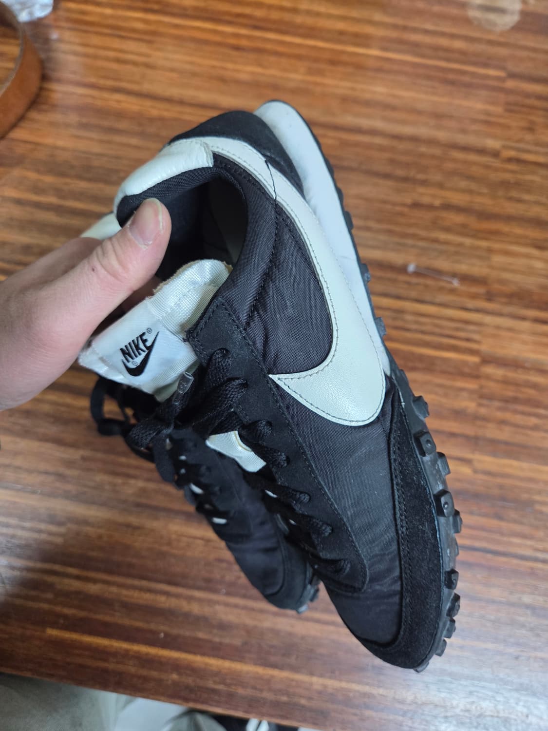 나이키 빈티지 와플레이서 검흰 265 상품이미지6