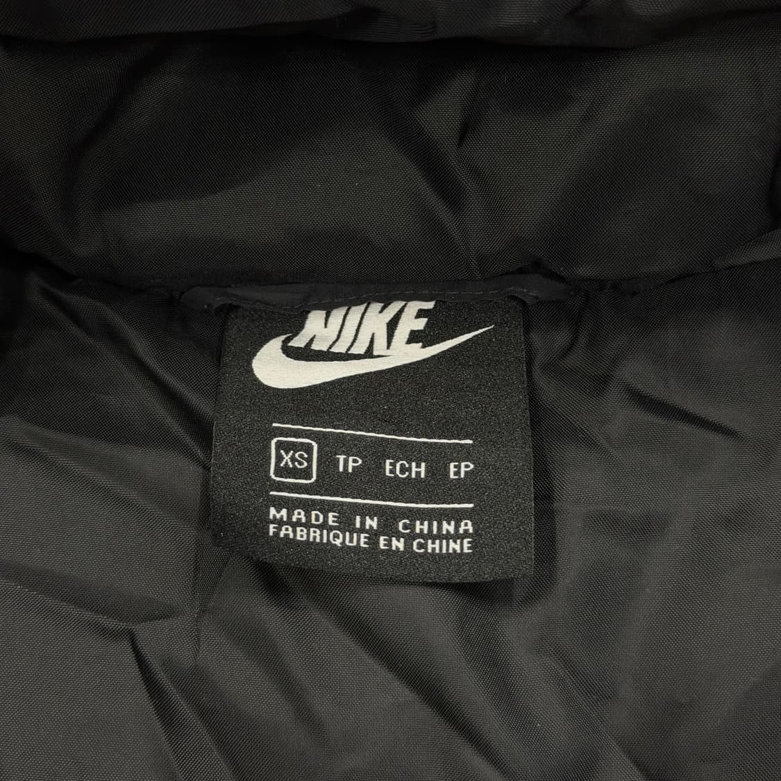 나이키 여성 신세틱 필 다운 후드 숏패딩 블랙 XS 상품이미지7