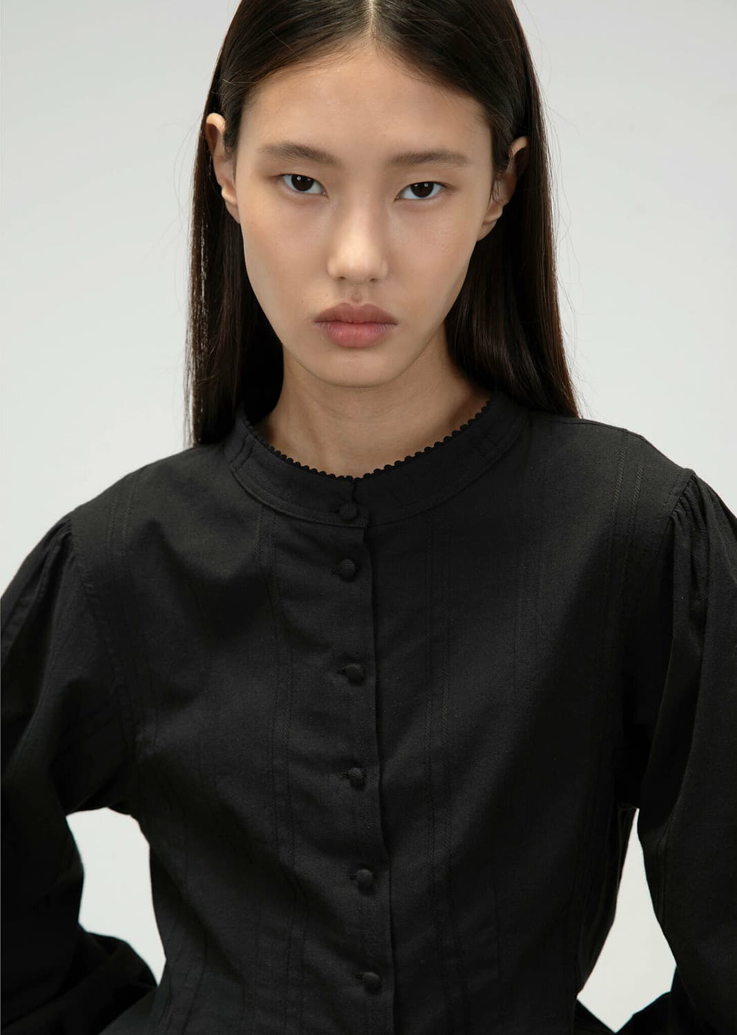 아모멘토 amomento 셔링 레이스 셔츠 블라우스 블랙 상품이미지2