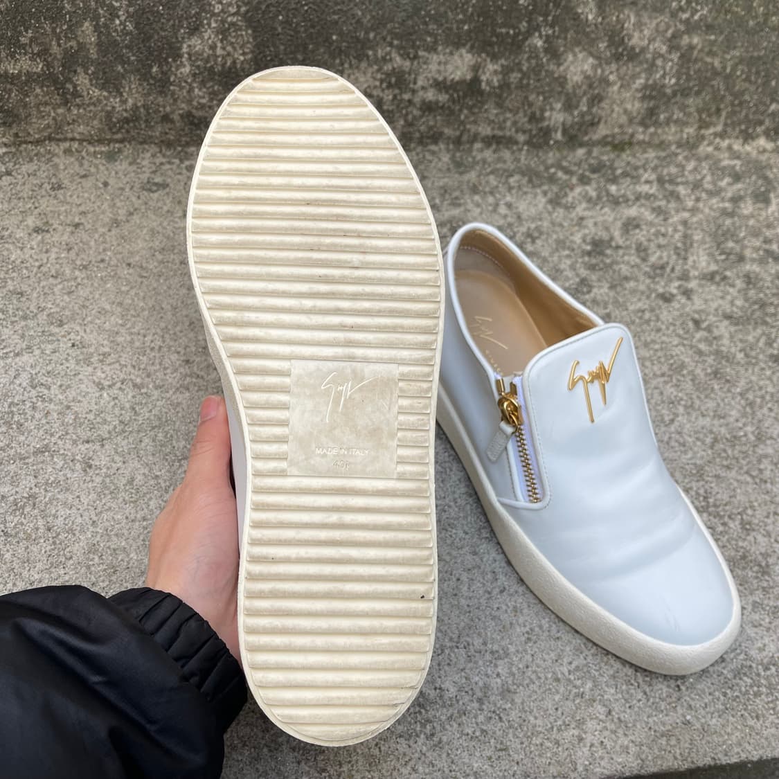 [40.5] Giuseppe Zanotti 지퍼 디테일 레더 슬립온 상품이미지9