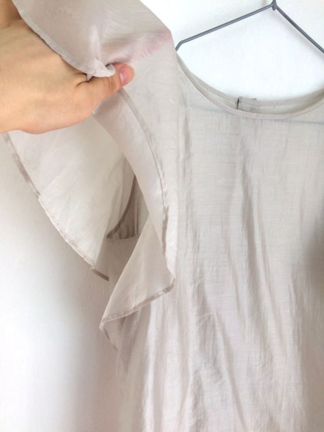 옷속무 빈티지 글로시 블라우스 상품이미지3