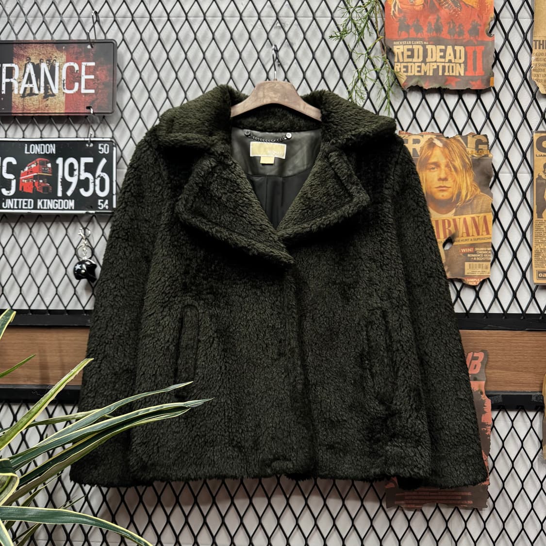 마이클 코어스 카라 퍼 숏코트 체인 버튼 포인트 딥그린 상품이미지1