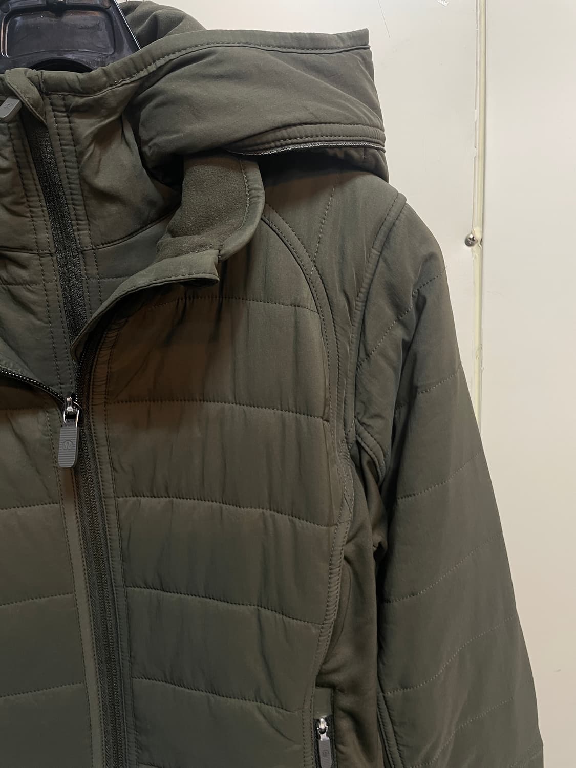 룰루레몬 자켓 상품이미지2