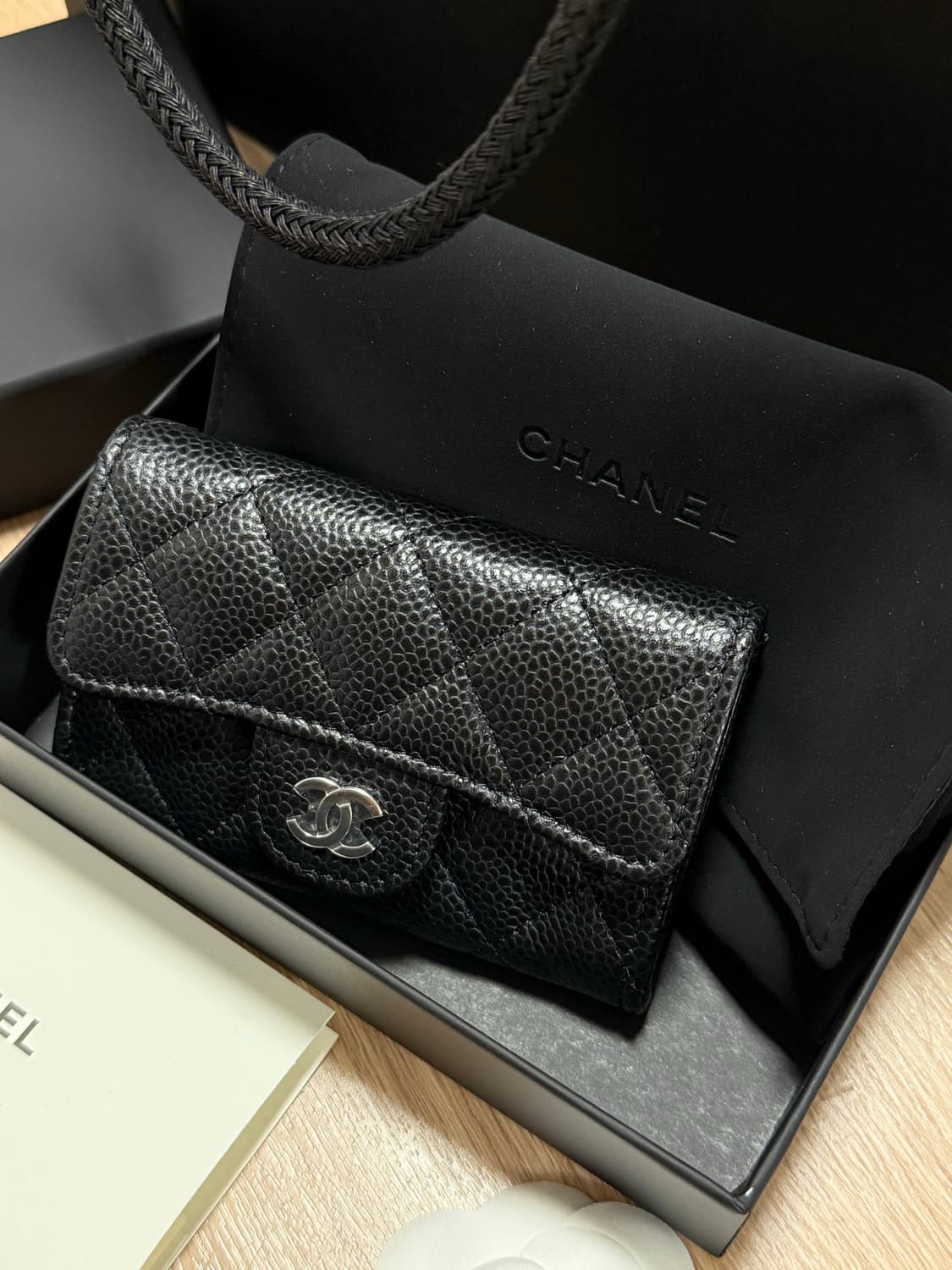 샤넬 은장 카드지갑 블랙 새상품 상품이미지2