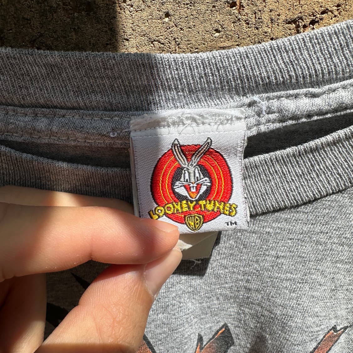97 looney tunes taz t shirt L 상품이미지4