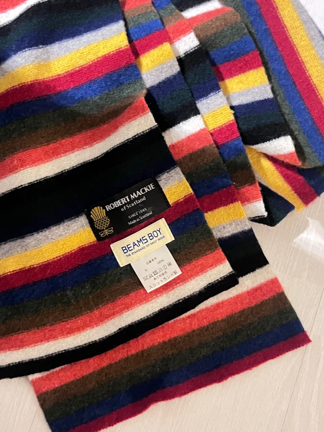 [빔즈 보이x로버트 맥키] 콜라보 울 목도리 상품이미지1