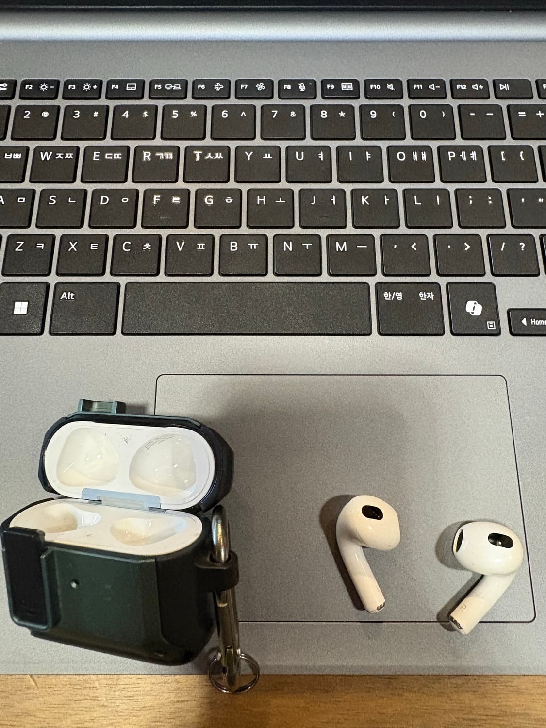 에어팟3세대  상품이미지4