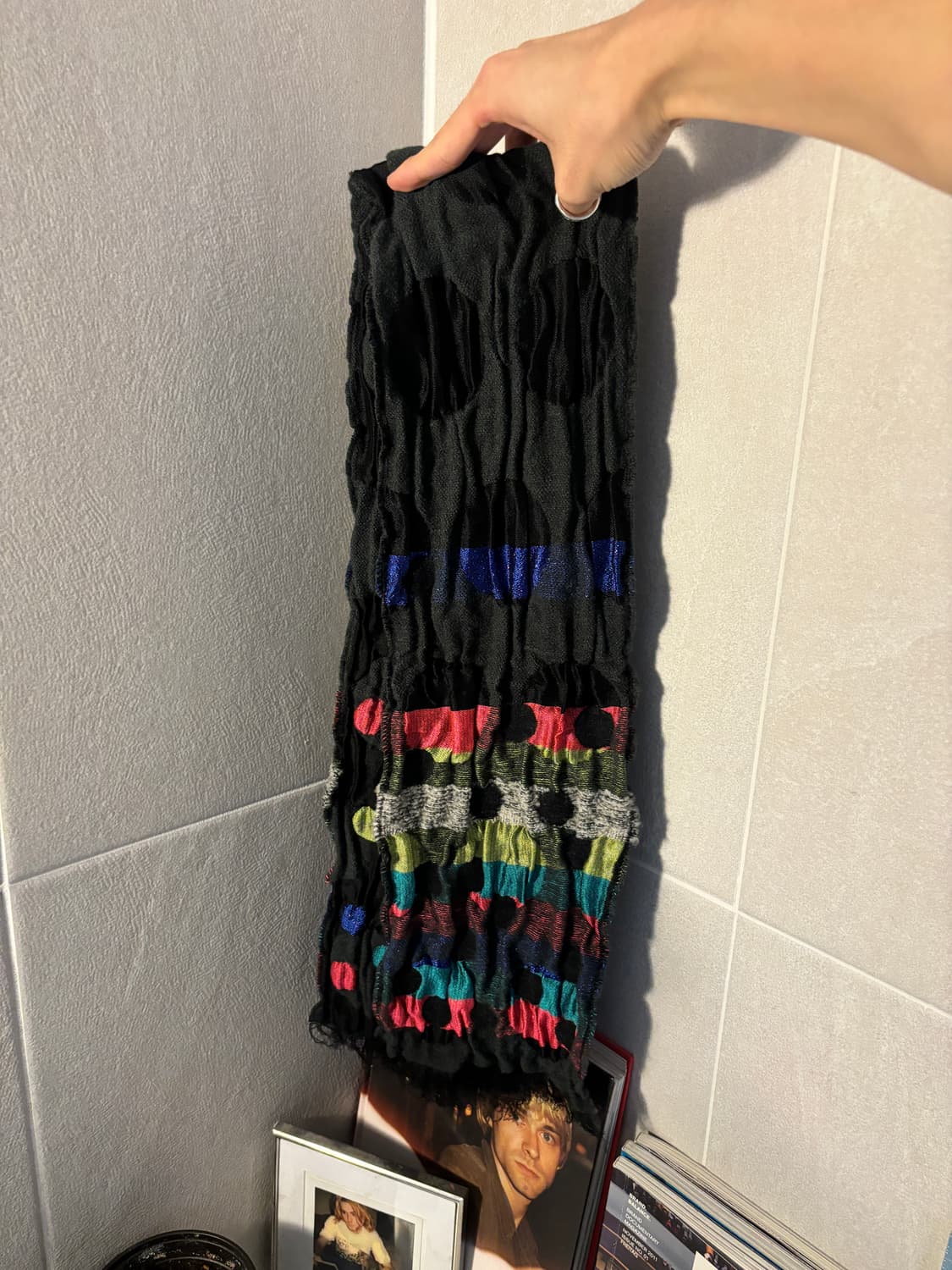 빈티지 플리츠 도트 머플러 상품이미지1