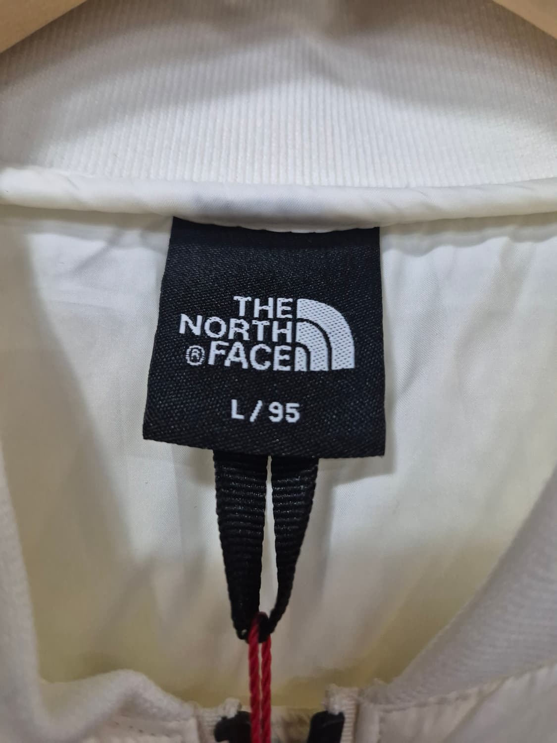 노스페이스 경량 롱패딩 여성 ( 새상품) 상품이미지6