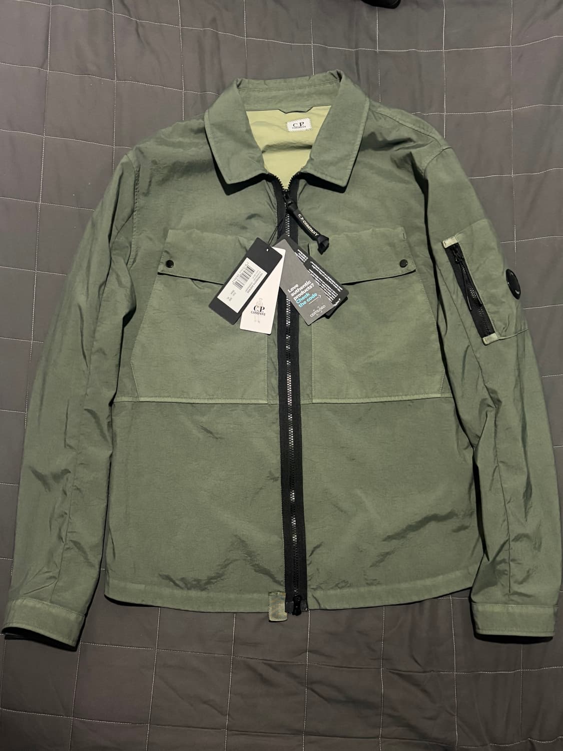 C.P. Company 유틸리티 나일론 오버셔츠 xl 상품이미지1