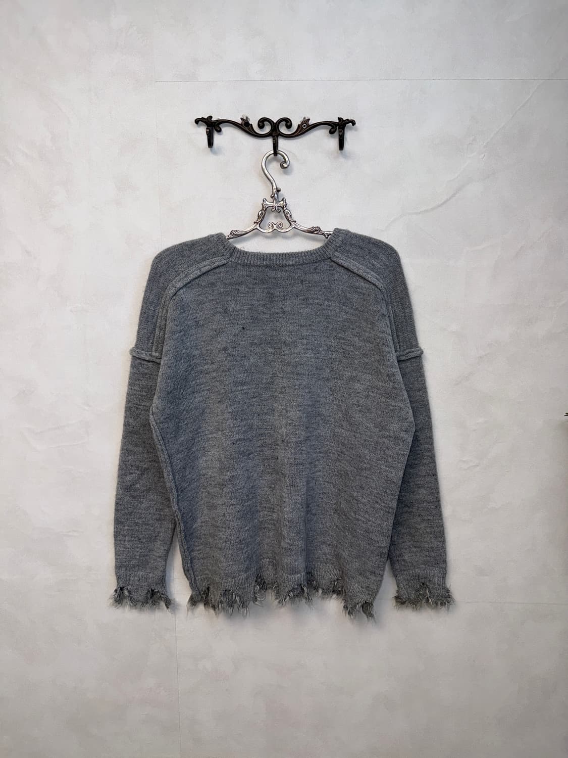 Gray grunge damage destroyed knit 상품이미지3