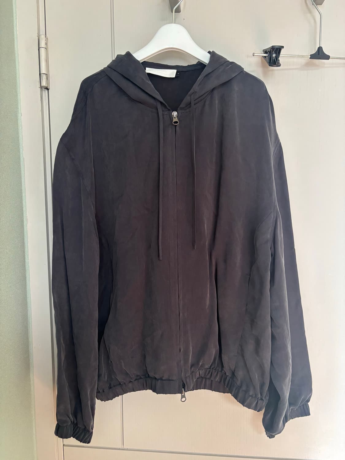 아모멘토 큐프로 cupro zip up / 정가 309,000 상품이미지1