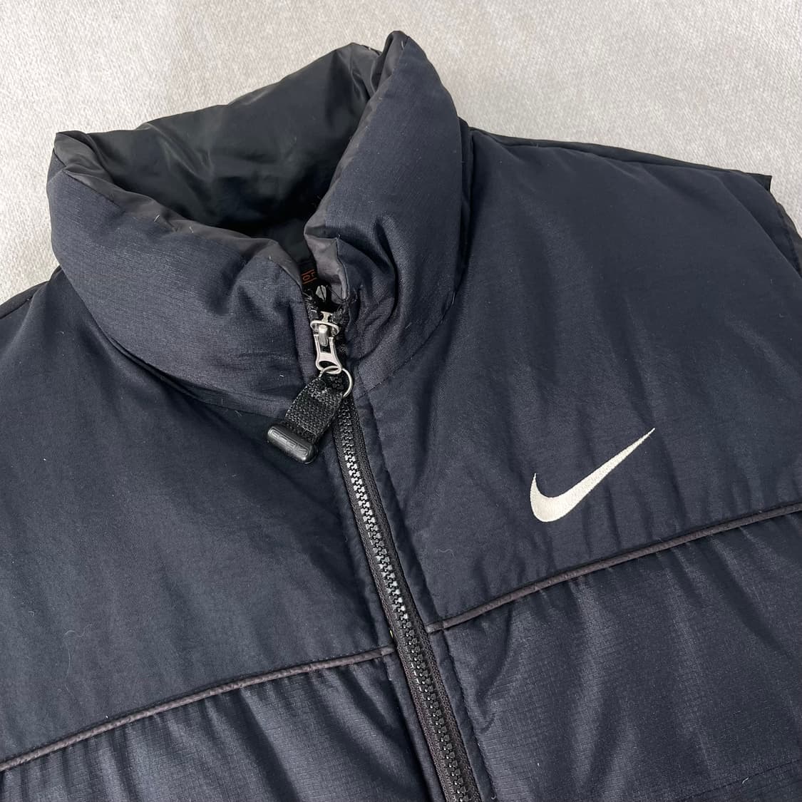 105 나이키 ACG 올드스쿨 패딩조끼 상품이미지3