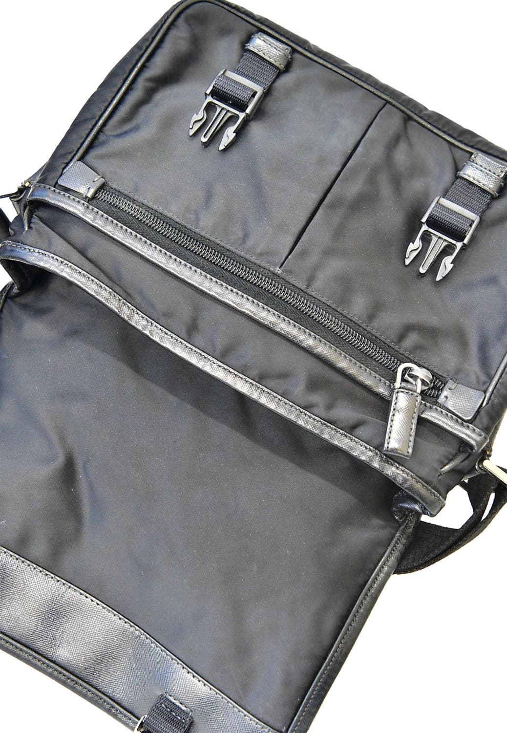 프라다 포코노 메신저백(정품) 상품이미지6