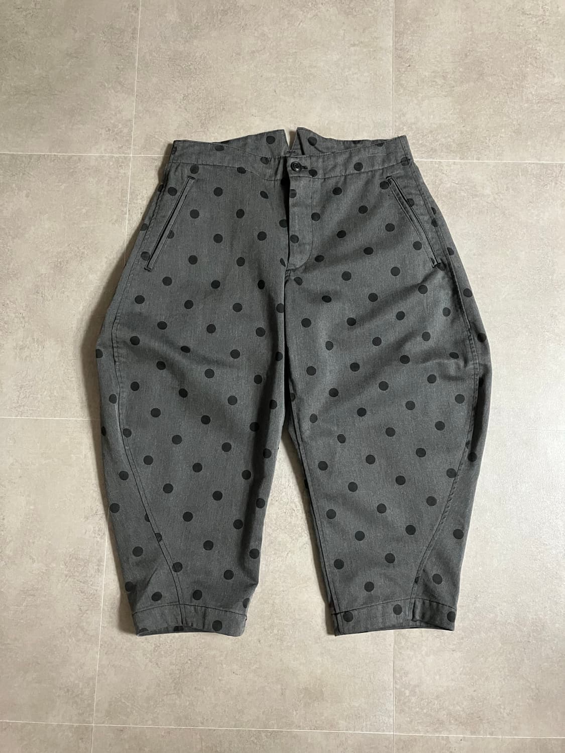 꼼데가르송 블랙 도트 벌룬 팬츠 상품이미지1