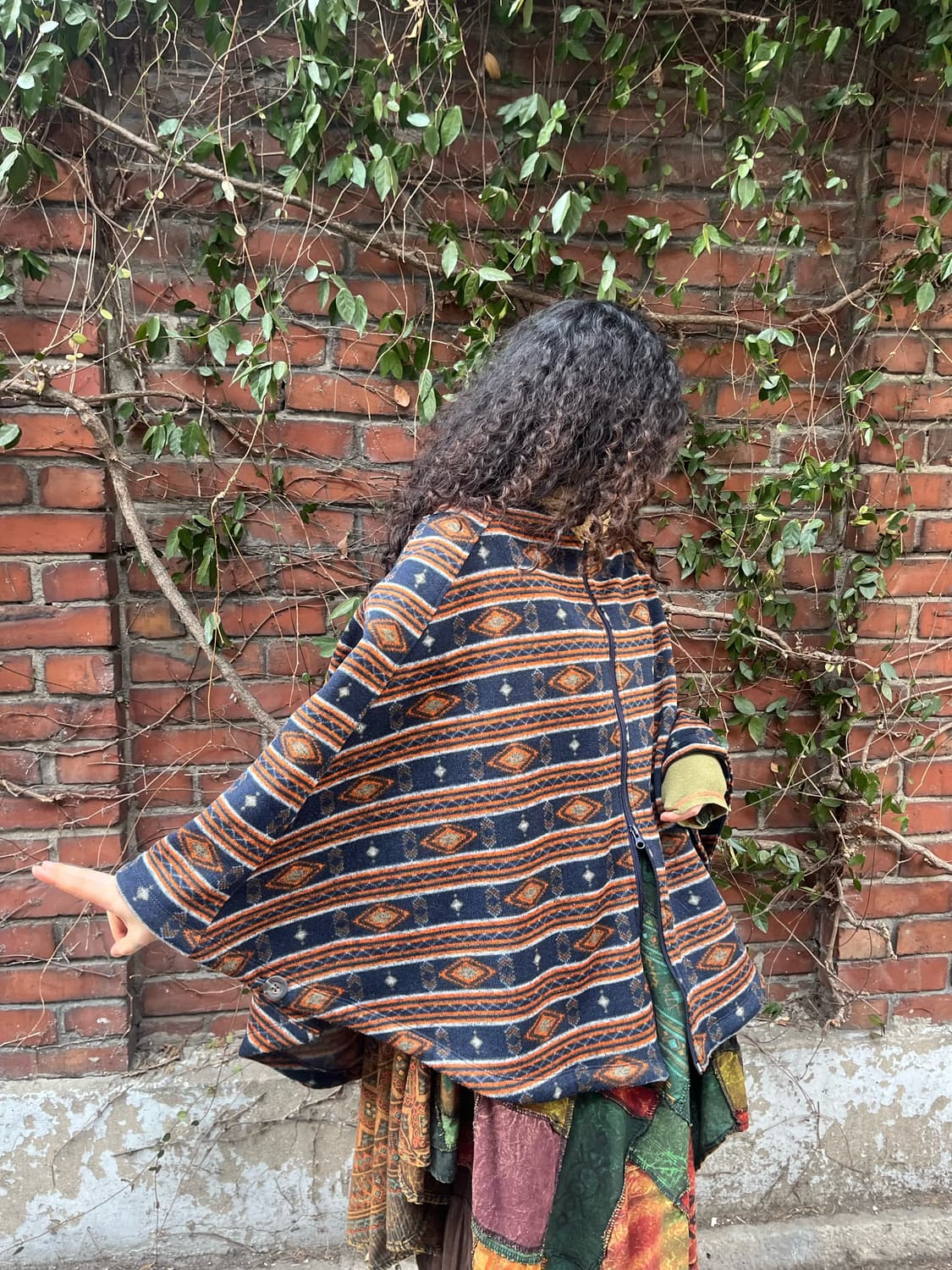 히피 에스닉 패턴 플리스 후드 집업 케이프 상품이미지4