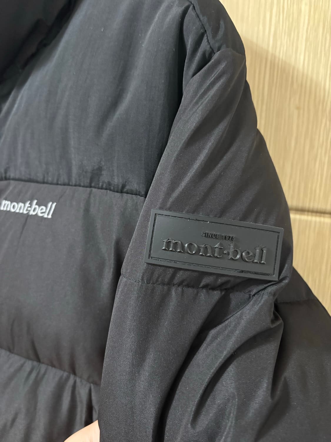 몽벨 숏 패딩 블랙 상품이미지3