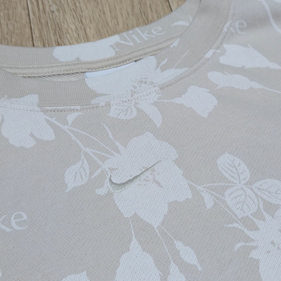 L) 연베이지 나이키 크롭 플라워 맨투맨 상품이미지2