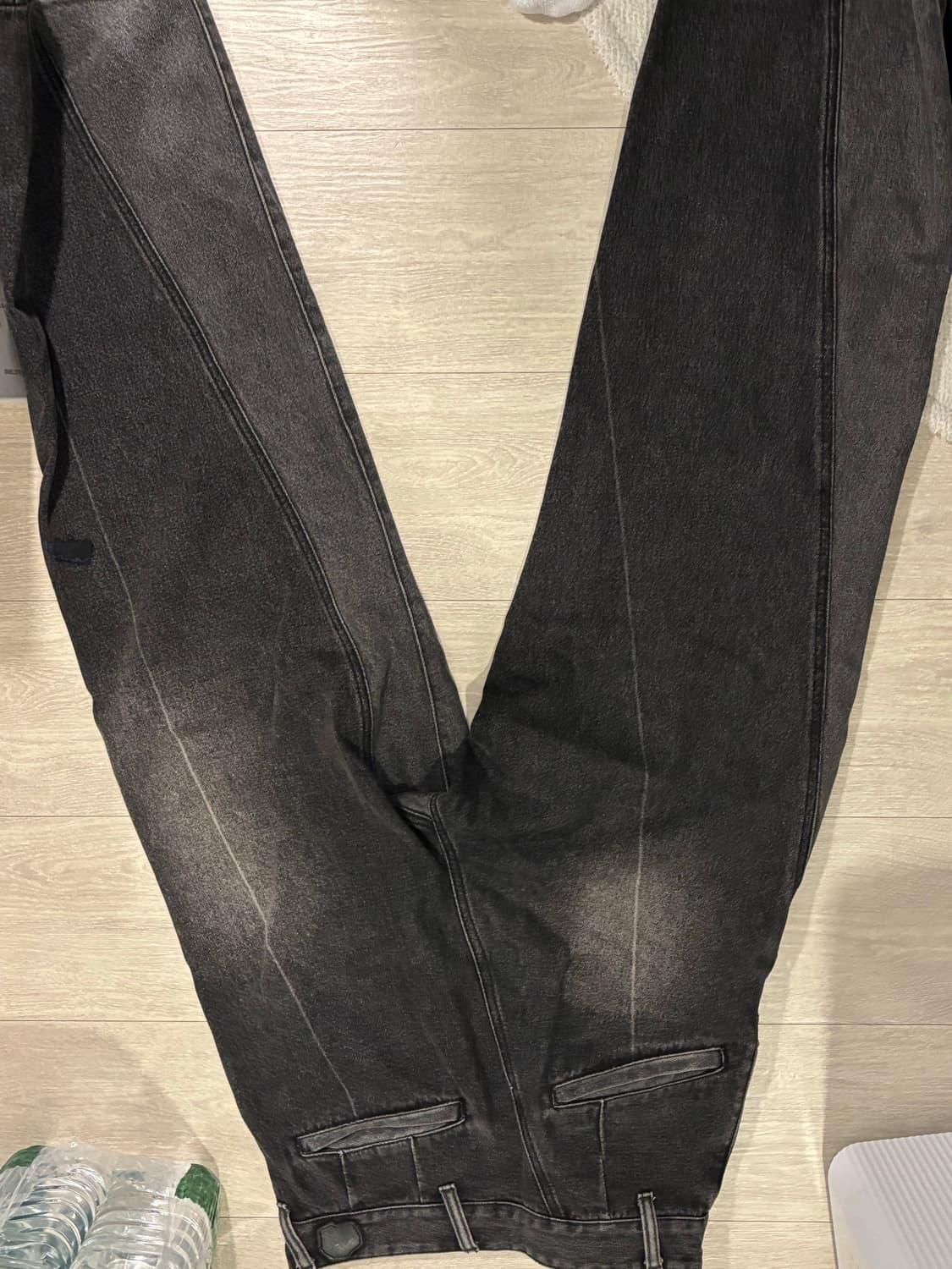 아더에러 트위스터 데님 A2사이즈 블랙 상품이미지6