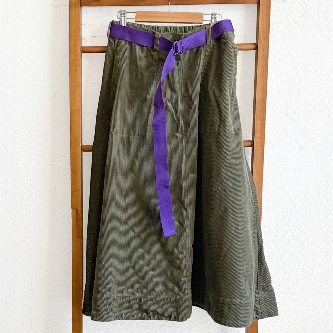 [NIKO AND …] 코듀로이 롱스커트 (KHAKI) 상품이미지1