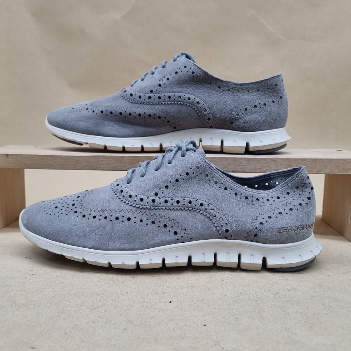 콜한 제로그랜드 스웨이드 스니커즈240 상품이미지1