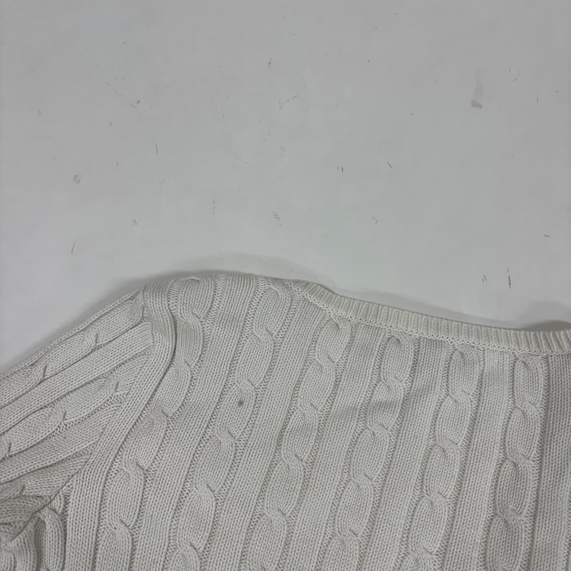 폴로 브이넥 니트  상품이미지8