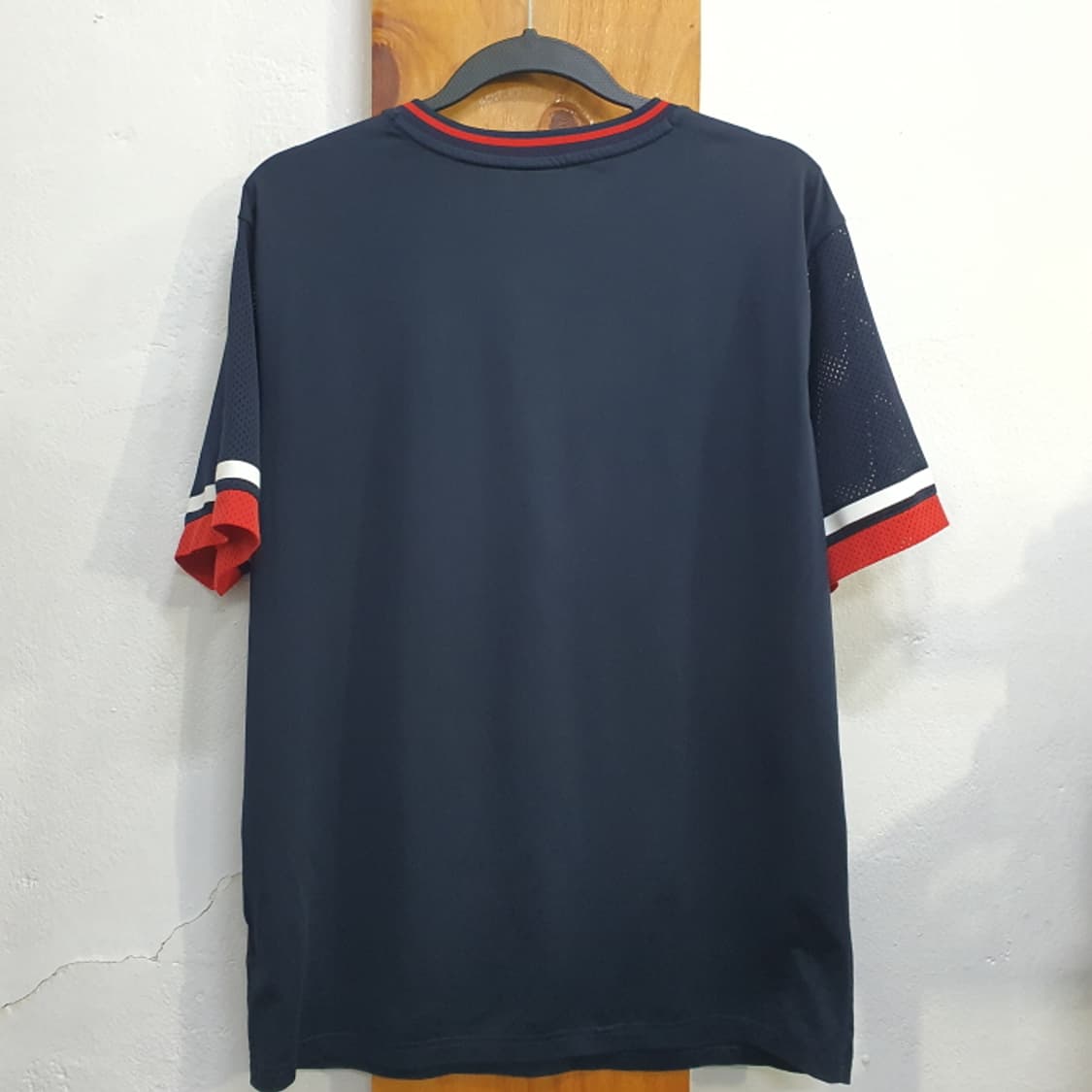 휠라 브이넥 반팔티(105) 상품이미지4