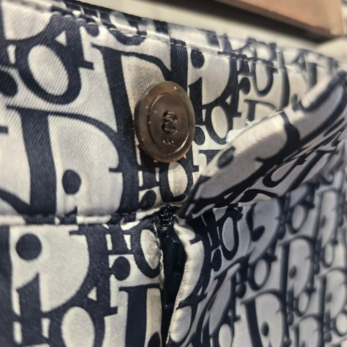 [중고/정품] 디올 오블리크 실크 트윌 반팔 셔츠 / 버뮤다 쇼츠 세트 상품이미지9