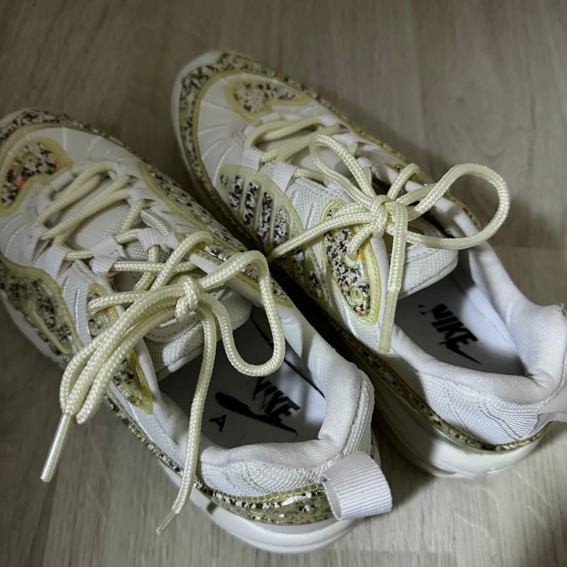 나이키 에어맥스 98 여성 스니커즈 (240) 상품이미지8