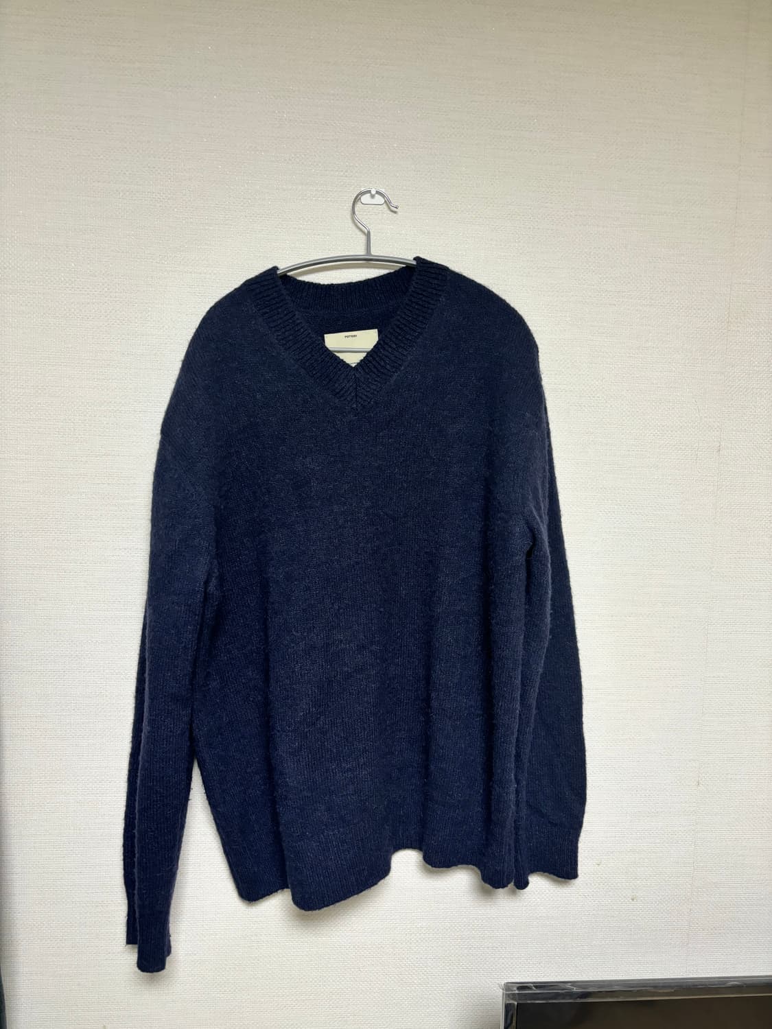 포터리 v넥 니트 3 사이즈 22fw 상품이미지1