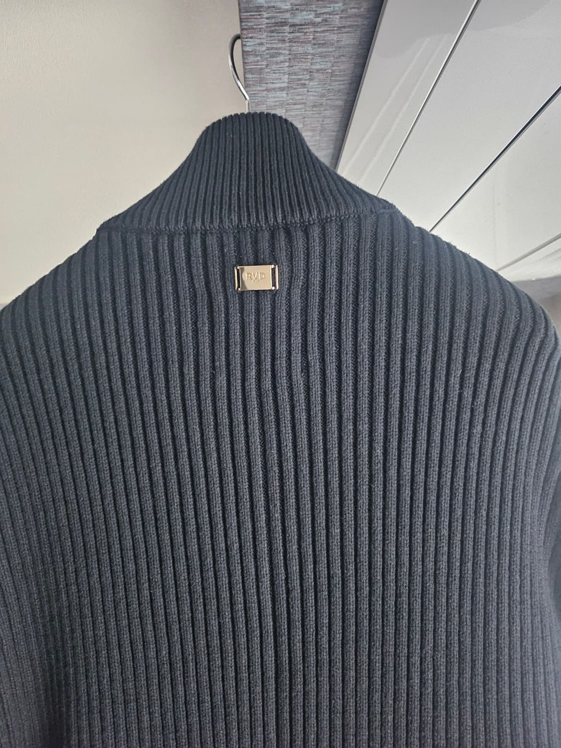 [거의 새것] RVD 알브이디 덕다운 니트 패딩 점퍼 xl 상품이미지3