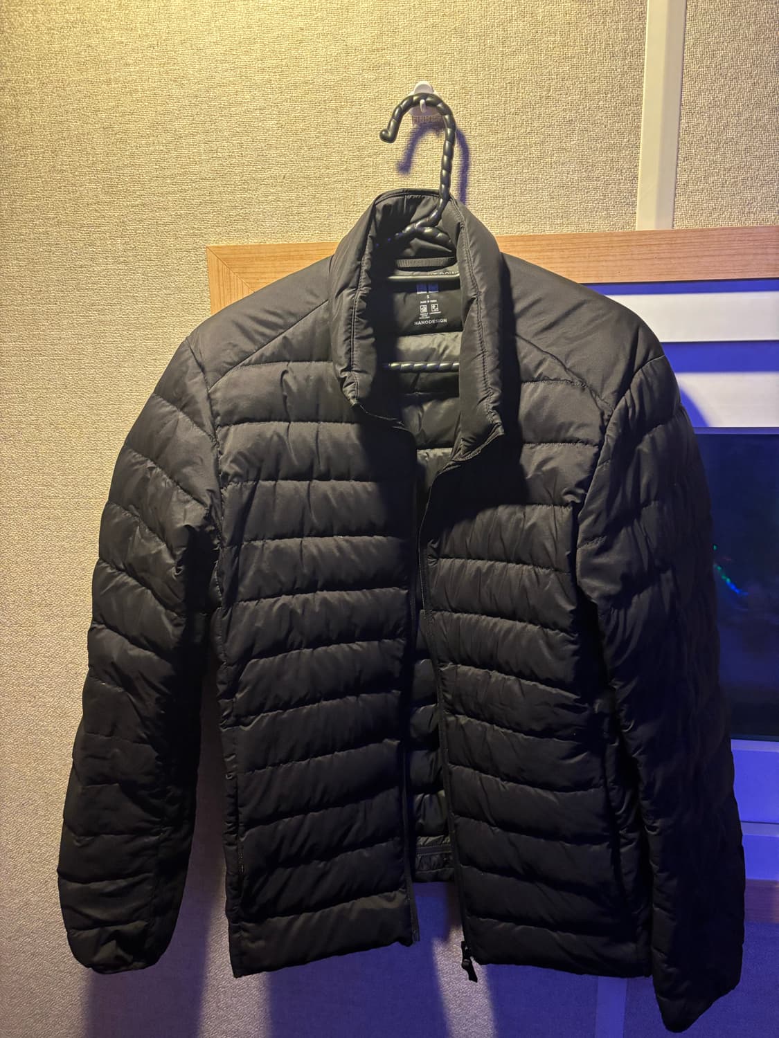 유니클로 경량패딩 상품이미지1