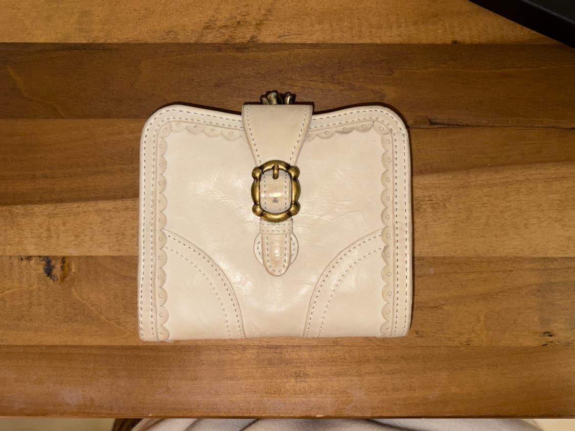 안나수이 지갑 상품이미지1