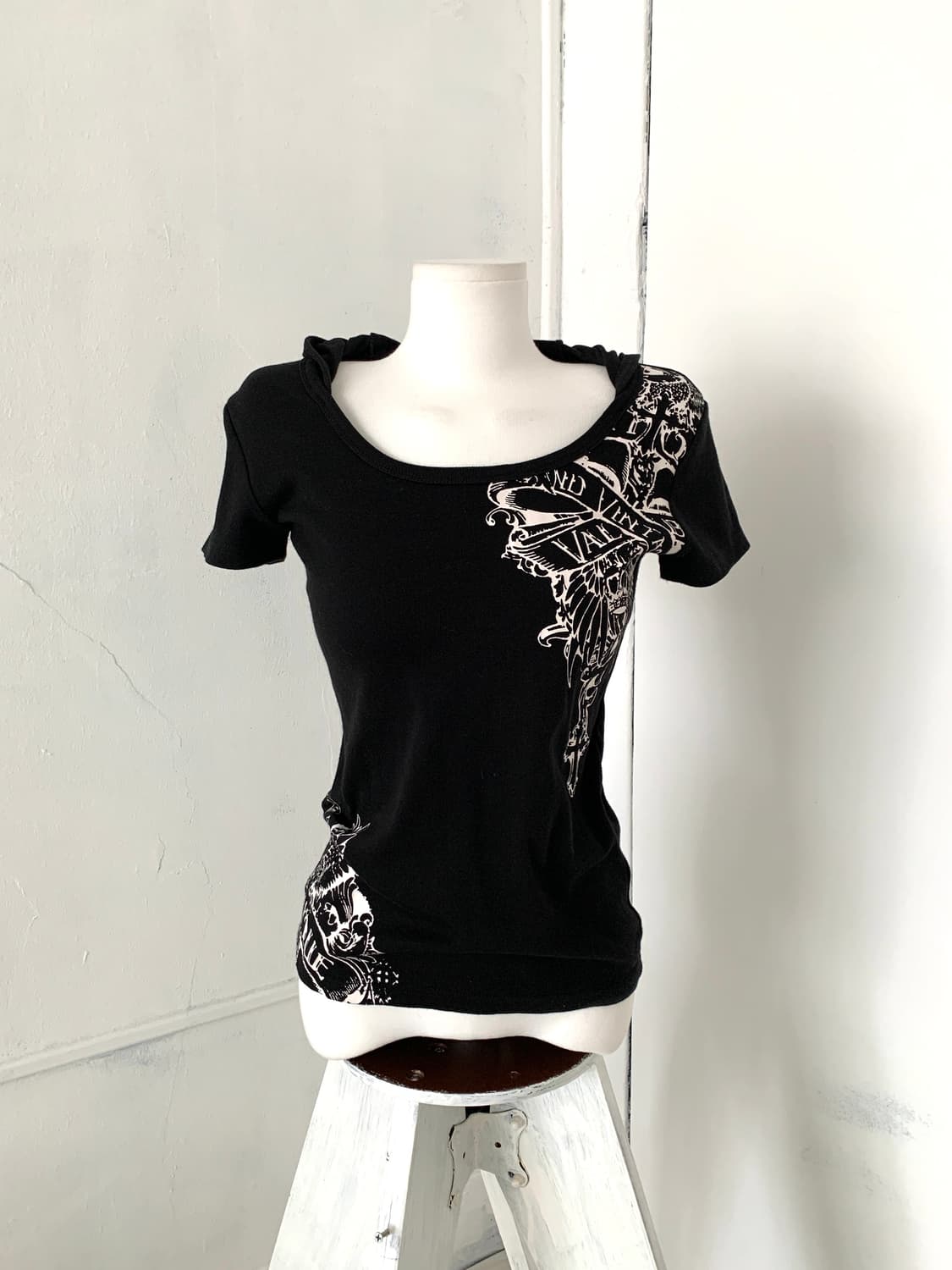 Glitz print hooded short-sleeve top 상품이미지1