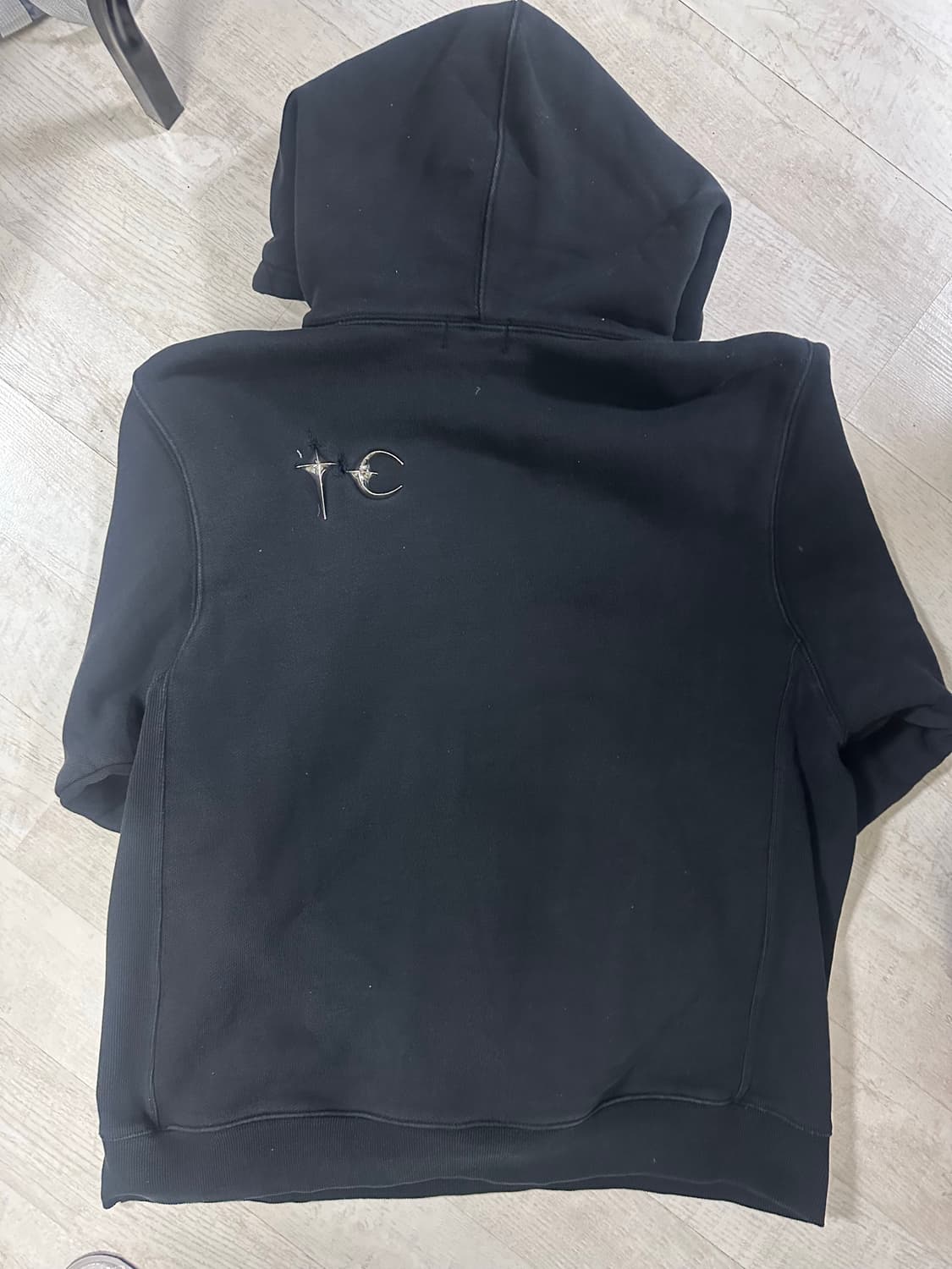 떠그클럽 아머 후드 블랙 3 상품이미지3