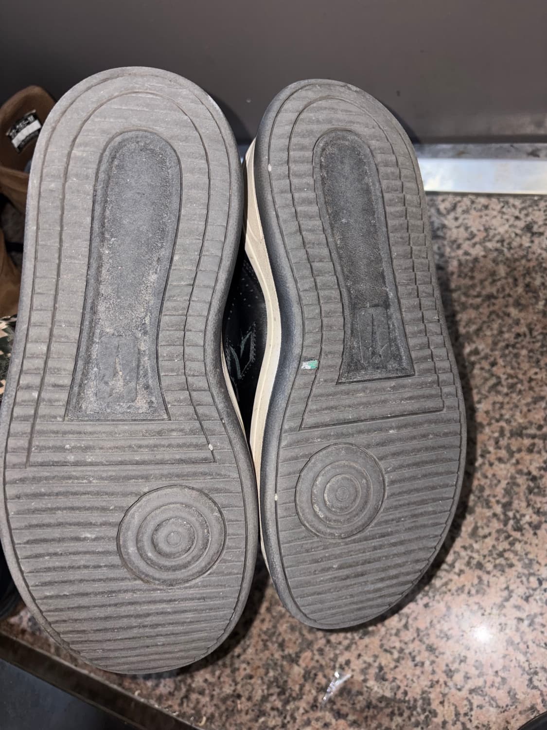 릭오웬스 다크쉐도우 터보웨폰 로우 블랙 260 상품이미지2