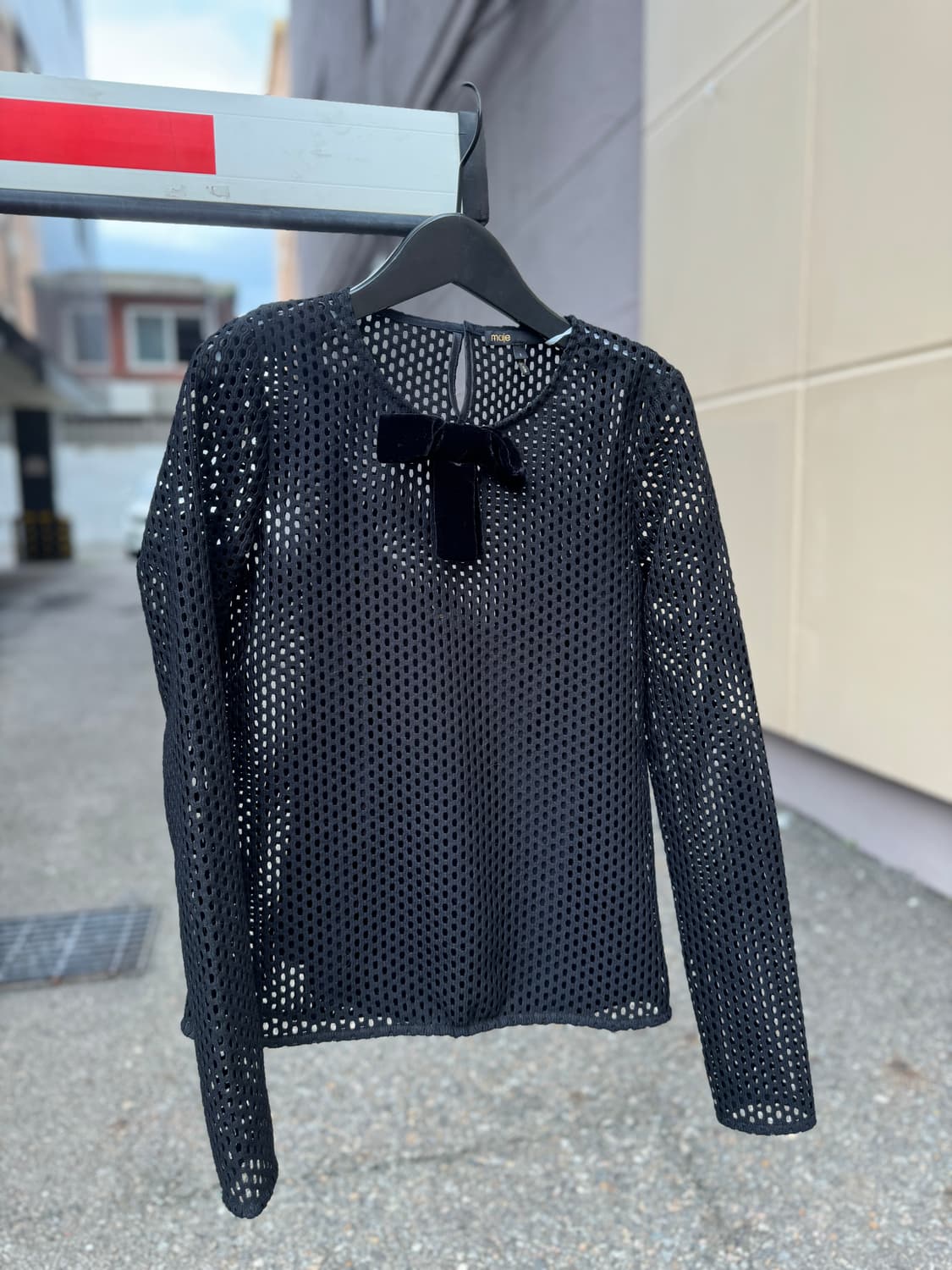 새상품 maje 블랙 리본 망사 블라우스 1사이즈a(55사이즈) 상품이미지3