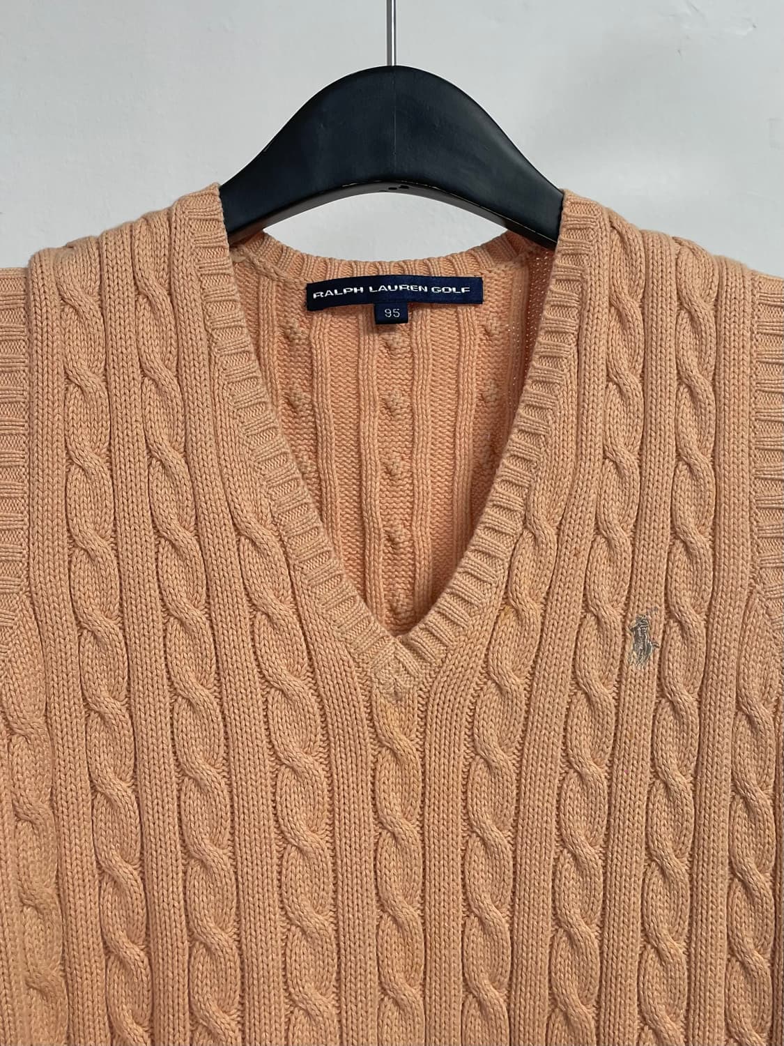 폴로 랄프로렌 우먼스 코랄 케이블 조끼 니트 (on.550) 상품이미지2