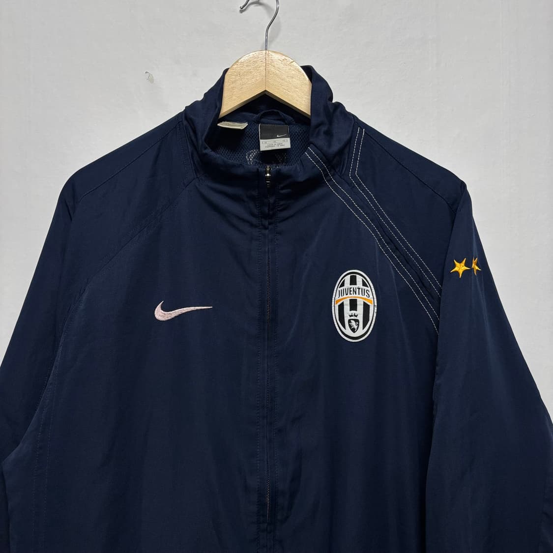 나이키 유벤투스 04 올드스쿨 바람막이 상품이미지2