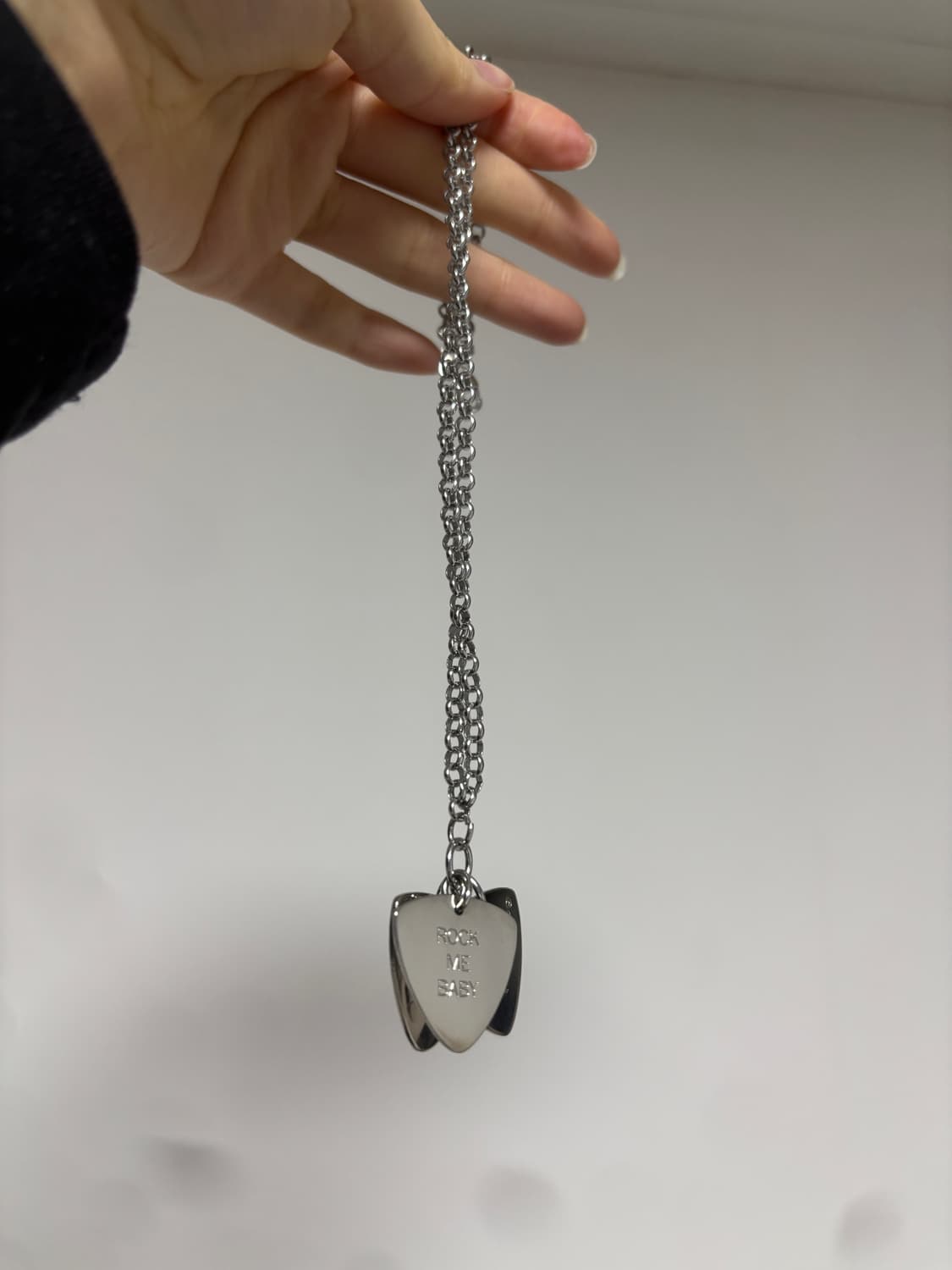 히스테릭글래머 기타 피크 목걸이 (리쿠착용) 상품이미지3