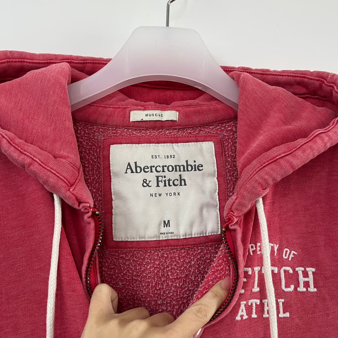 아베크롬비 자수로고 피그먼트 핑크 후드집업 상품이미지5