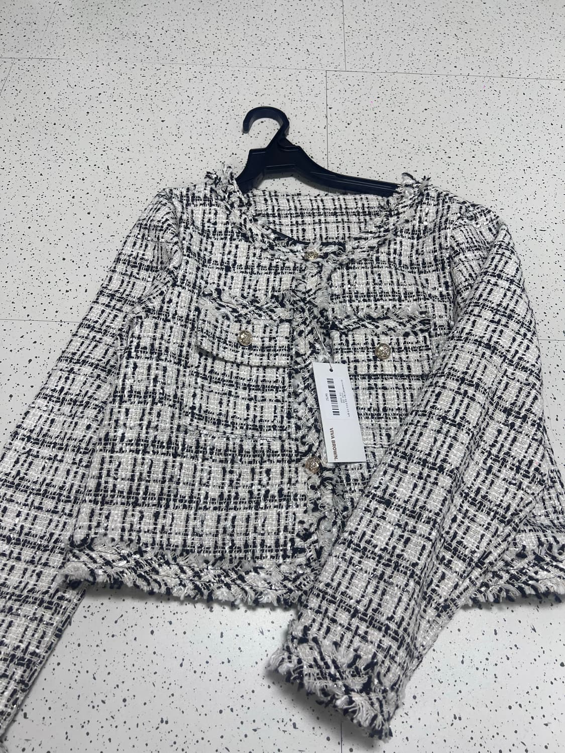 [새상품] 비바브라운 크롭 트위드 자켓 블랙 상품이미지2