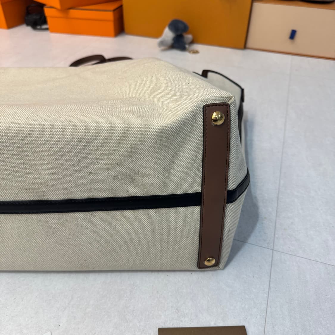 버버리 로고 쇼퍼백 상품이미지6