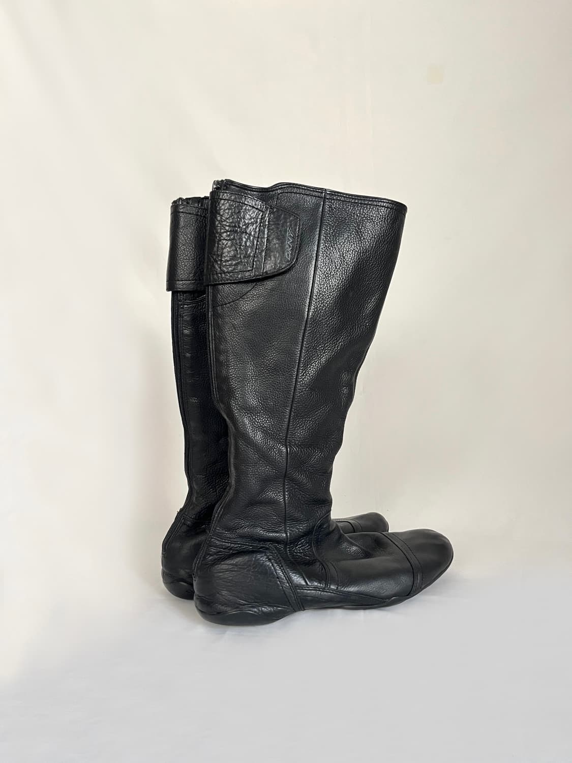 Dkny 00s 스포티 모터 부츠 unisex 상품이미지5