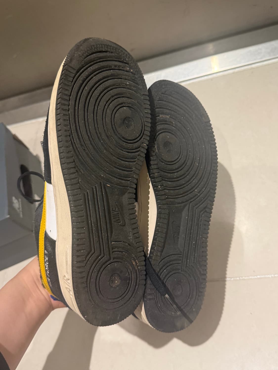 나이키 애슬레틱 에어포스 검노 250 상품이미지6