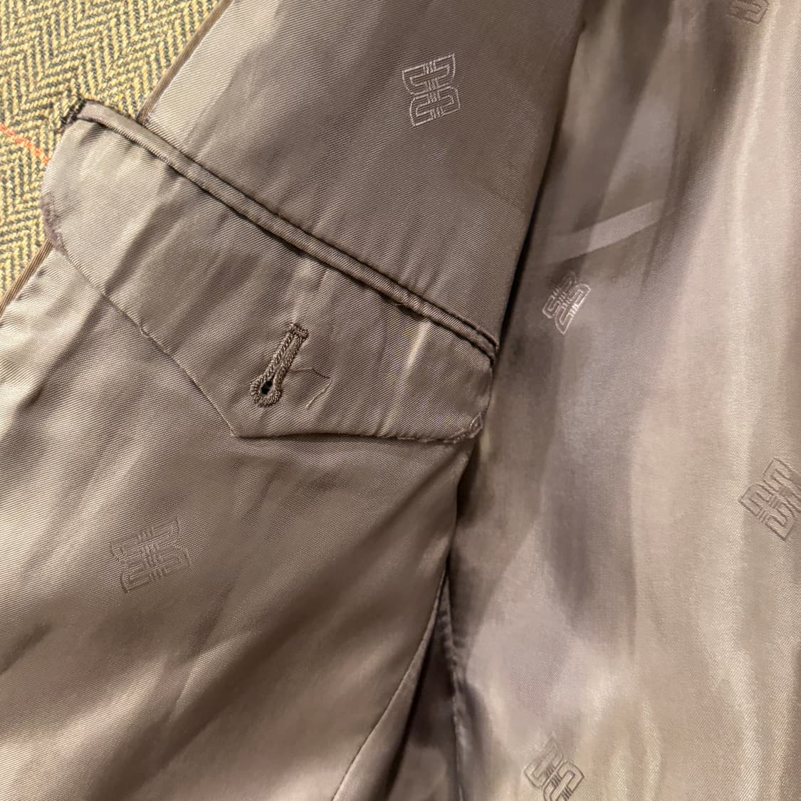 닥스 울캐시미어 블렌드 헤링본 체크 자켓 100 카키브라운 상품이미지5