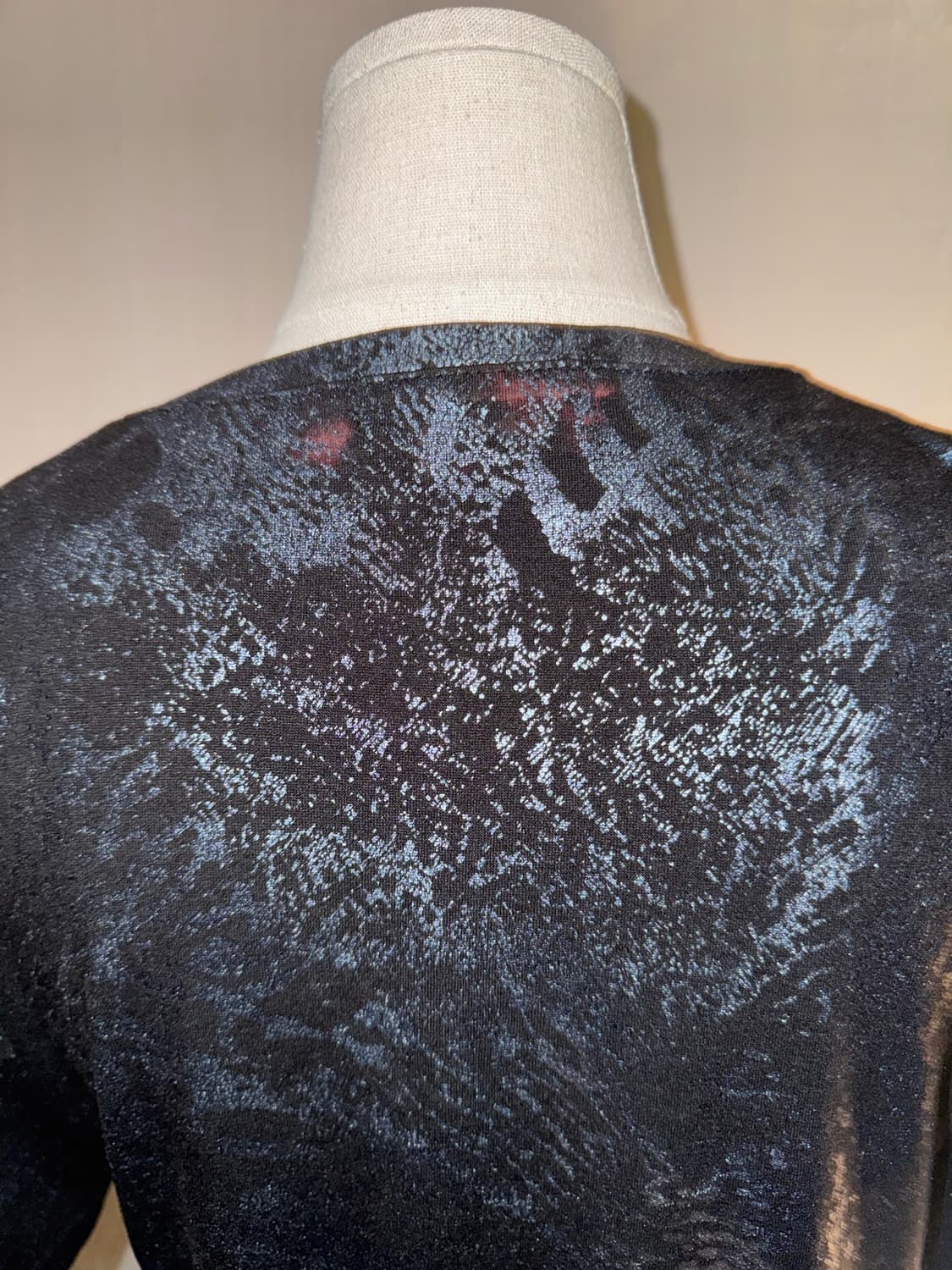 Tornado Mart Snake Pattern V-neck T-shir 상품이미지4